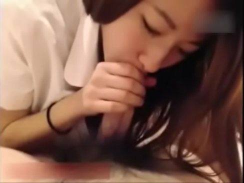 คลิปหลุด นักศึกษาเข้าโรงแรมม่านรูดกับแฟนโดนเย็ดคาชุดนักศึกษาเปิดห้องมีเซ็กส์กับรุ่นน้องโดนโม๊คควยดูดแตกคาปากเงี่ยนสุดๆๆ