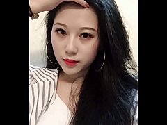 Sex clip พนักงานต้อนรับโดนเย็ดคาชุดแฟนถ่ายคลิปป้ายชื่อให้ดูด้วยบีบนมแล้วก็กระเด้ารัวถุงยางไม่ต้องใส่เอาสดๆเสียวกว่าเยอะ